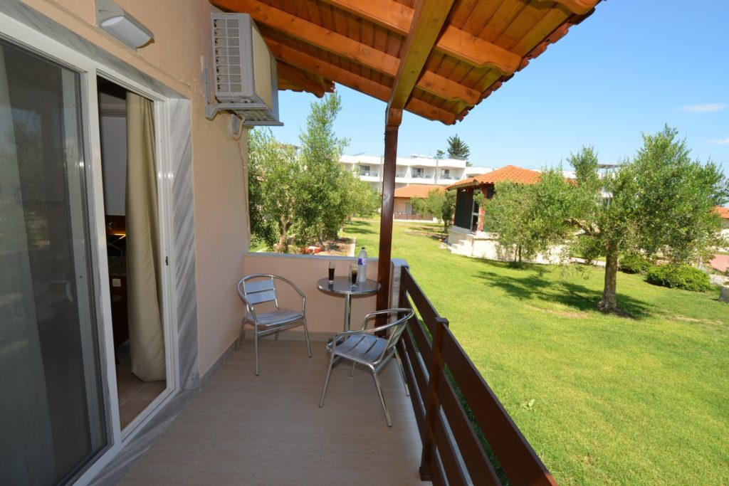 Double Bungalow Balcony