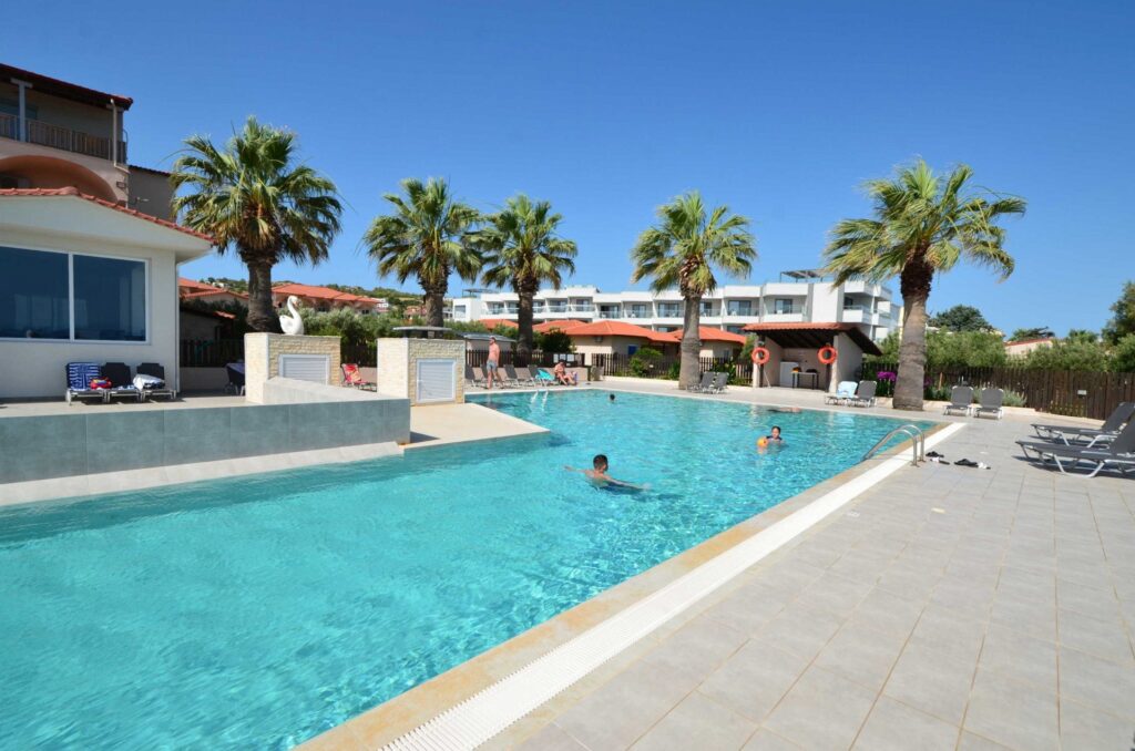 Sousouras Hotel Pool Hanioti Halkidiki
